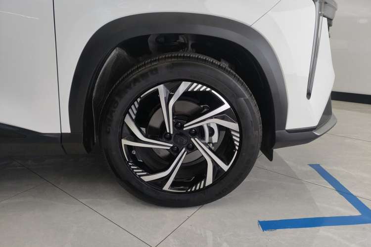 Used Geely Auto Emgrand X7 Sport 2023 Boyue COOL 1.5TD Smart Model Right Front Wheel Hub