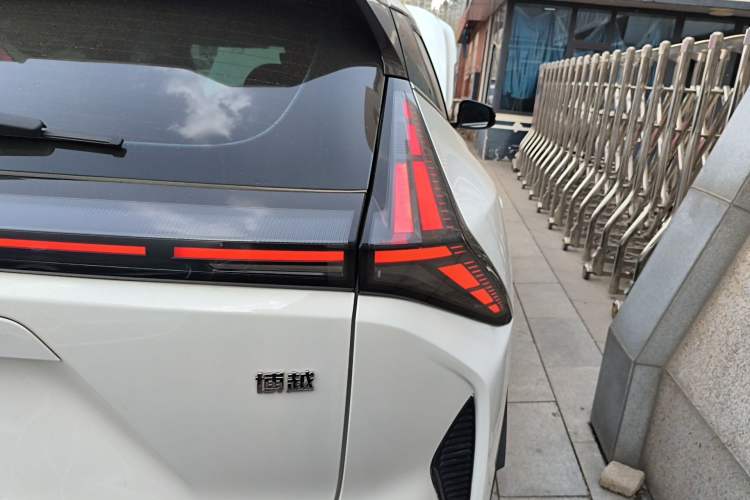 Used Geely Auto Emgrand X7 Sport 2023 Boyue COOL 1.5TD Smart Model Right Rear Taillight