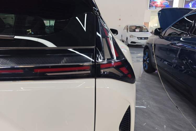 Used Geely Auto Emgrand X7 Sport 2023 Boyue COOL 1.5TD Smart Connect+ Right Rear Taillight