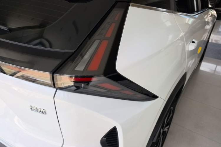 Used Geely Auto Emgrand X7 Sport 2023 Boyue COOL 1.5TD Friend Edition Right Rear Taillight