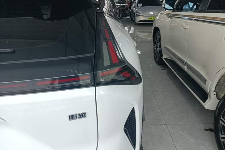 Used Geely Auto Emgrand X7 Sport 2023 Boyue COOL 1.5TD Smart Model Right Rear Taillight