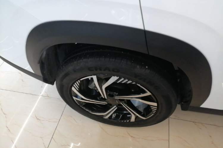 Used Geely Auto Emgrand X7 Sport 2023 Boyue COOL 1.5TD Friend Edition Right Rear Wheel Hub