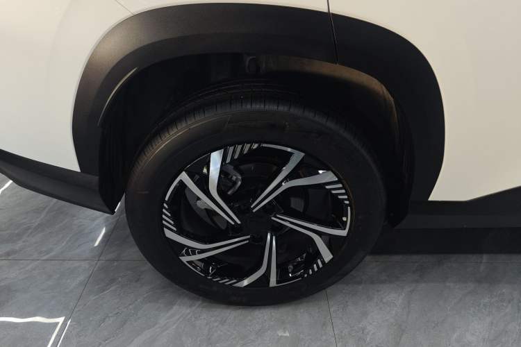 Used Geely Auto Emgrand X7 Sport 2023 Boyue COOL 1.5TD Smart Connect+ Right Rear Wheel Hub