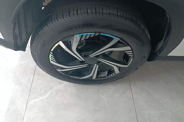 Used Geely Auto Emgrand X7 Sport 2023 Boyue COOL 1.5TD Smart Model Right Rear Wheel Hub