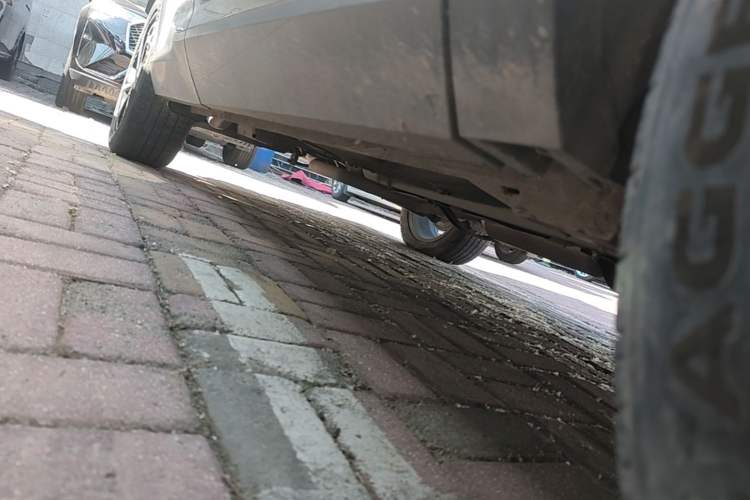 Used Geely Auto Emgrand X7 Sport 2023 Boyue COOL 1.5TD Smart Connect+ Right Side Sill