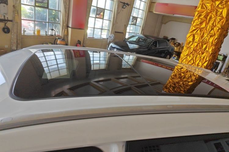 Used Geely Auto Emgrand X7 Sport 2023 Boyue COOL 1.5TD Smart Connectivity Model Roof