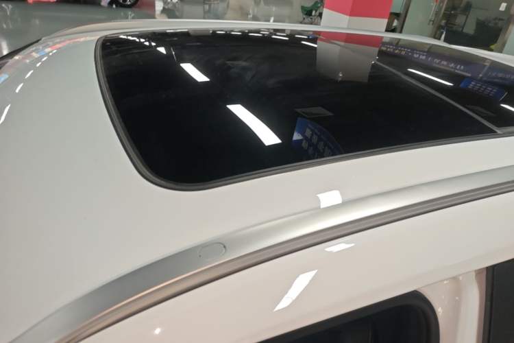Used Geely Auto Emgrand X7 Sport 2023 Boyue COOL 1.5TD Smart Model Roof