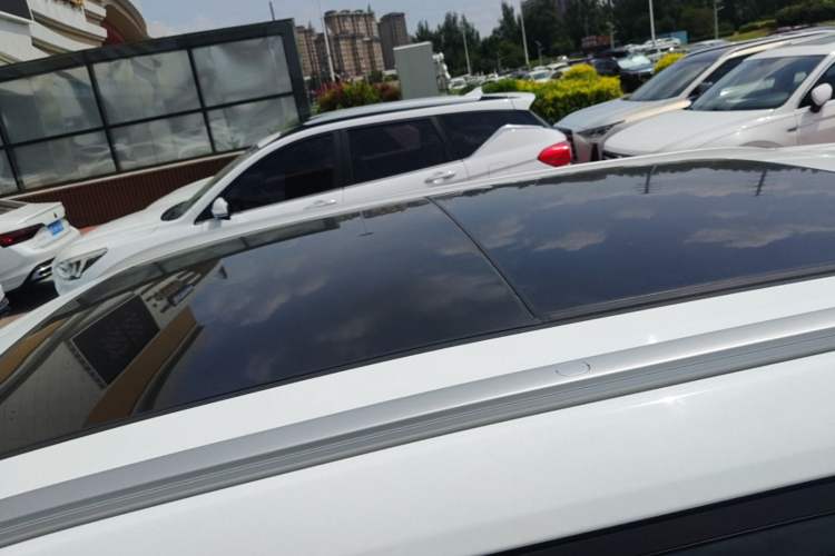 Used Geely Auto Emgrand X7 Sport 2023 Boyue COOL 1.5TD Smart Connect+ Roof