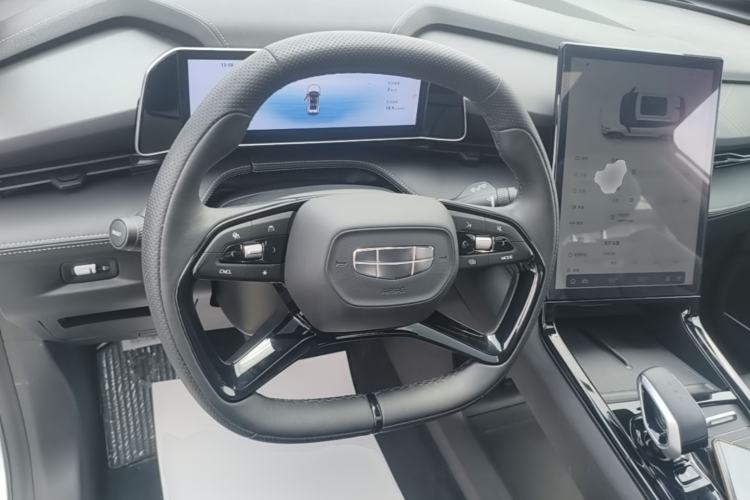 Used Geely Auto Emgrand X7 Sport 2023 Boyue COOL 1.5TD Smart Model Steering Wheel