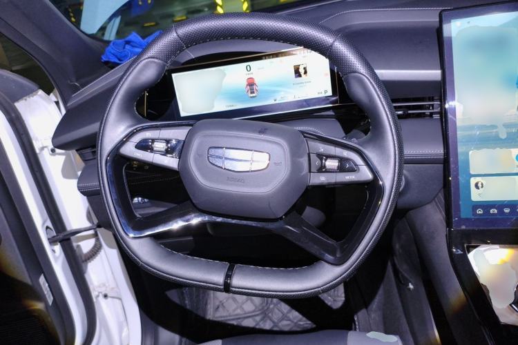 Used Geely Auto Emgrand X7 Sport 2023 Boyue COOL 1.5TD Smart Connect+ Steering Wheel