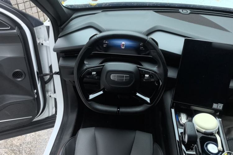 Used Geely Auto Emgrand X7 Sport 2023 Boyue COOL 1.5TD Smart Connect+ Steering Wheel