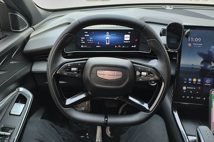 Used Geely Auto Emgrand X7 Sport 2023 Boyue COOL 1.5TD Smart Model Steering Wheel
