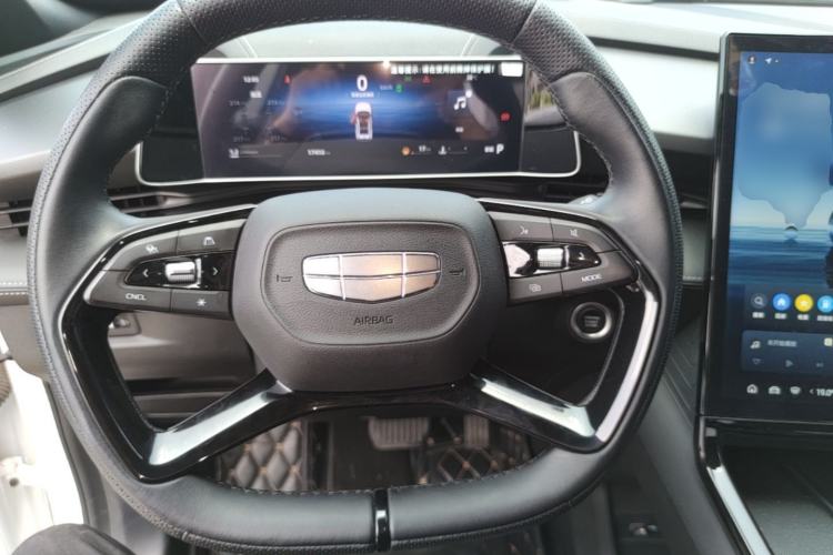 Used Geely Auto Emgrand X7 Sport 2023 Boyue COOL 1.5TD Smart Model Steering Wheel