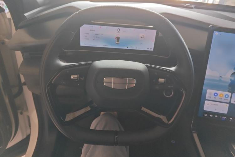 Used Geely Auto Emgrand X7 Sport 2023 Boyue COOL 1.5TD Smart Connectivity Model Steering Wheel