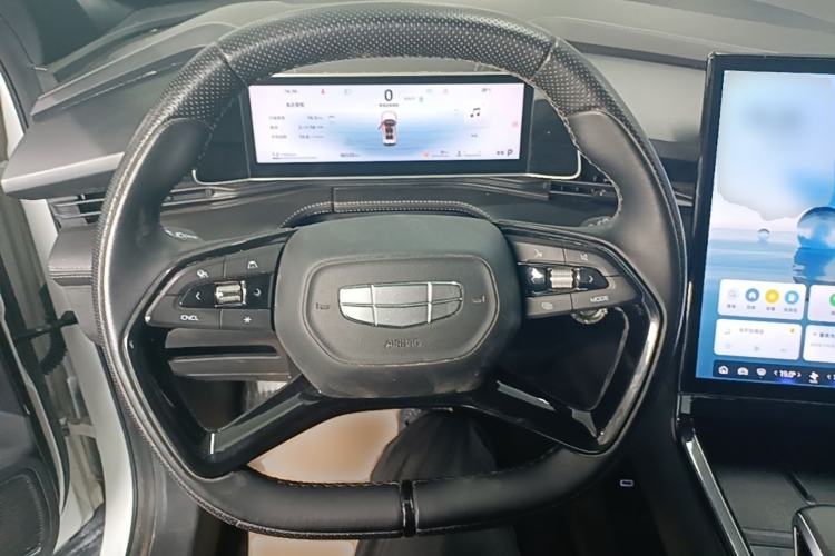Used Geely Auto Emgrand X7 Sport 2023 Boyue COOL 1.5TD Smart Model Steering Wheel