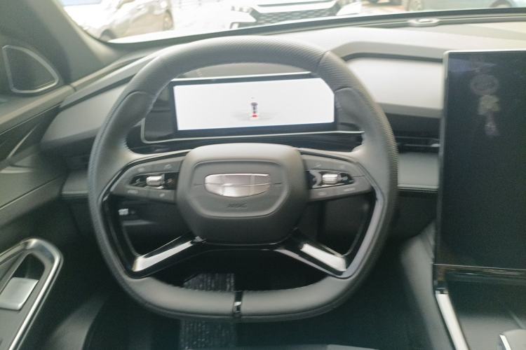 Used Geely Auto Emgrand X7 Sport 2023 Boyue COOL 1.5TD Smart Model Steering Wheel