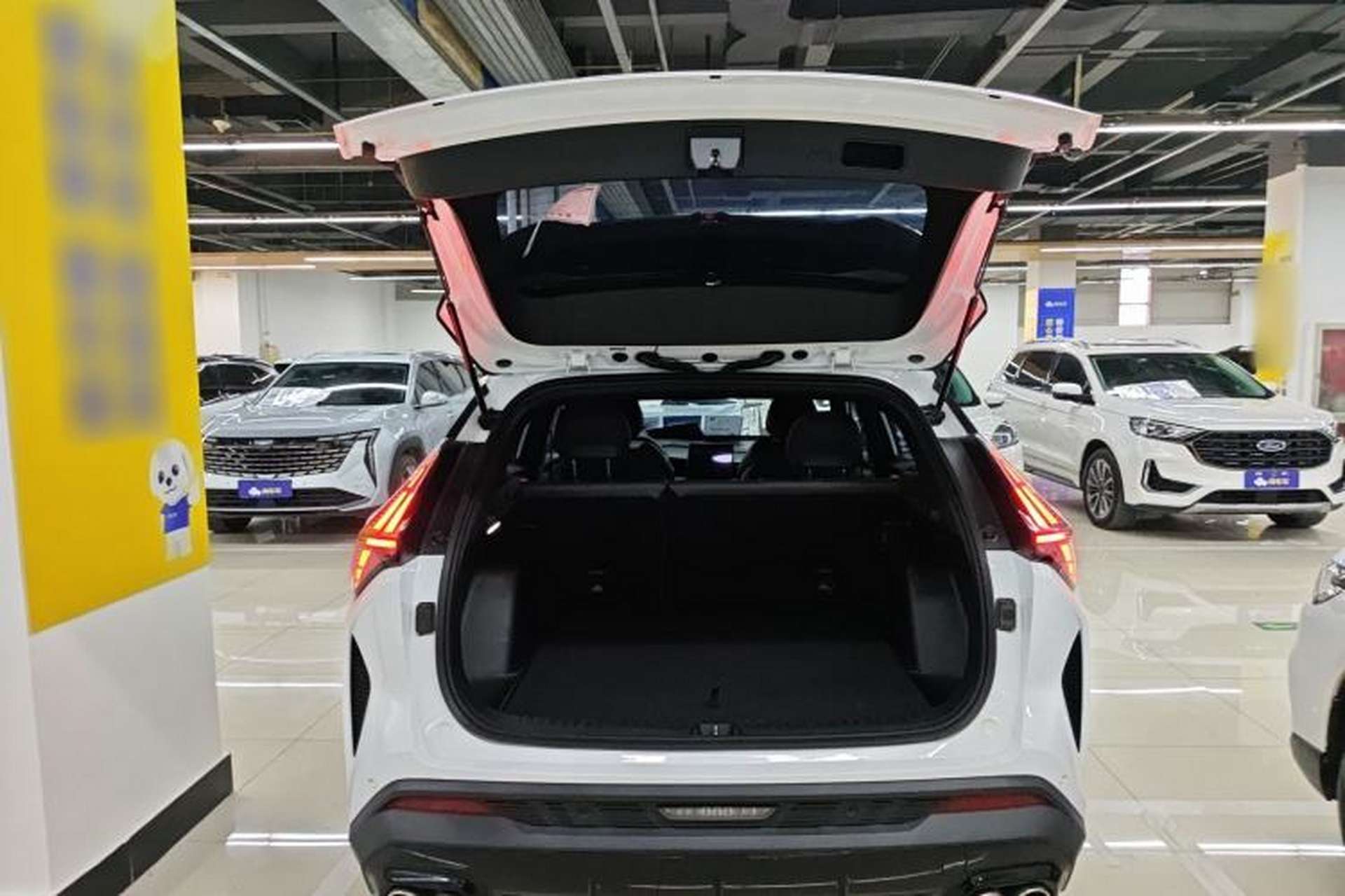 Used Geely Auto Emgrand X7 Sport 2023 Boyue COOL 1.5TD Smart Connect+ Trunk