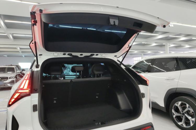 Used Geely Auto Emgrand X7 Sport 2023 Boyue COOL 1.5TD Smart Model Trunk