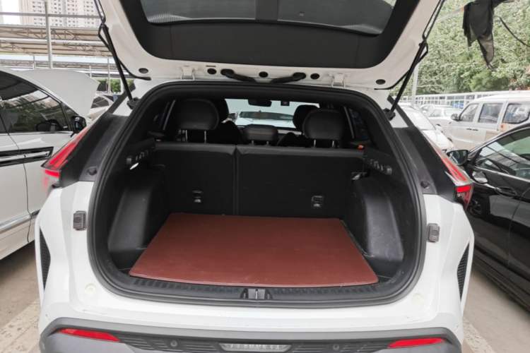 Used Geely Auto Emgrand X7 Sport 2023 Boyue COOL 1.5TD Smart Model Trunk