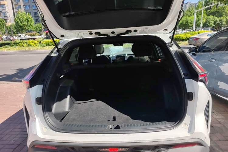 Used Geely Auto Emgrand X7 Sport 2023 Boyue COOL 1.5TD Smart Connect+ Trunk
