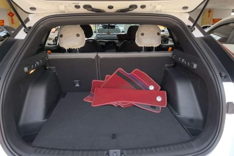 Used Geely Auto Emgrand X7 Sport 2023 Boyue COOL 1.5TD Friend Edition Trunk