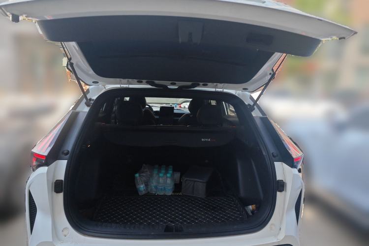 Used Geely Auto Emgrand X7 Sport 2023 Boyue COOL 1.5TD Friend Edition Trunk