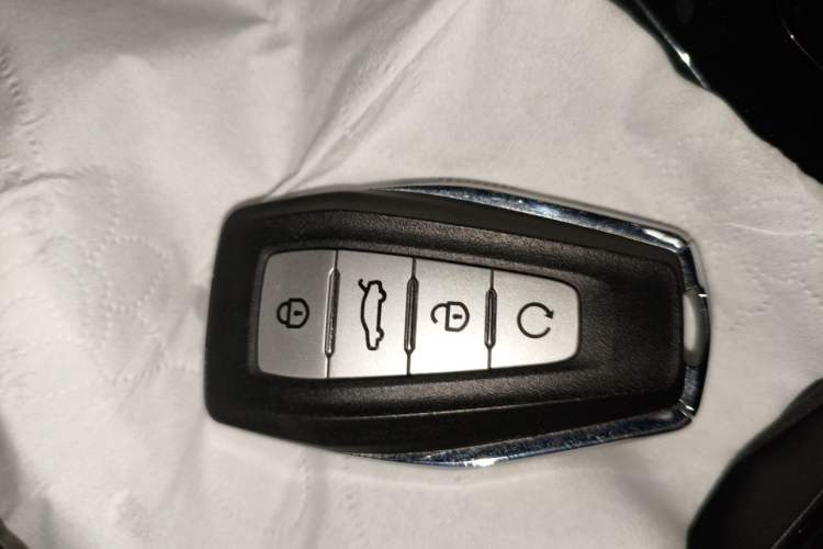 Used Geely Auto Emgrand X7 Sport 2023 Boyue COOL 1.5TD Smart Connect+ Vehicle Key