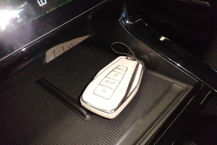 Used Geely Auto Emgrand X7 Sport 2023 Boyue COOL 1.5TD Friend Edition Vehicle Key