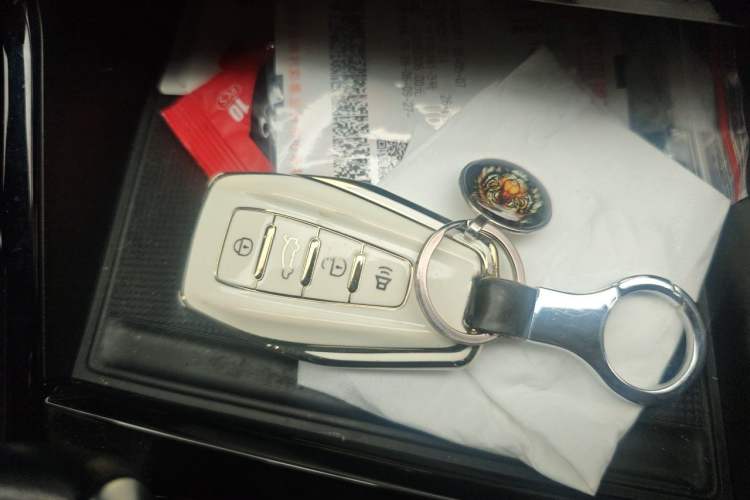 Used Geely Auto Emgrand X7 Sport 2023 Boyue COOL 1.5TD Friend Edition Vehicle Key