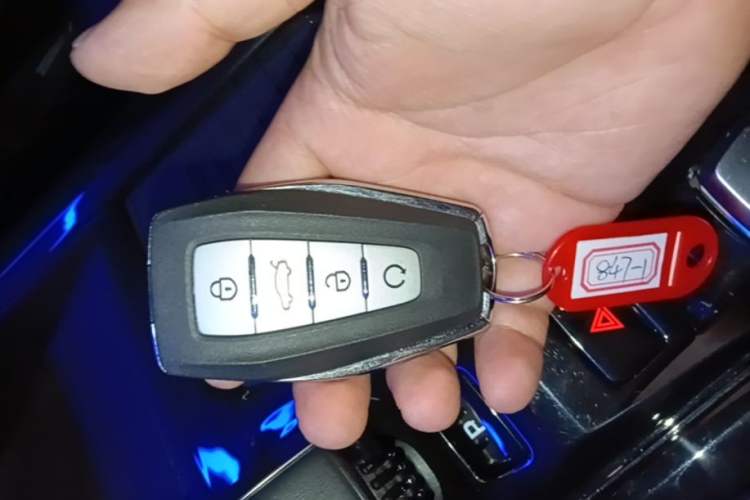 Used Geely Auto Emgrand X7 Sport 2023 Boyue COOL 1.5TD Smart Connectivity Model Vehicle Key