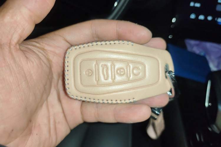Used Geely Auto Emgrand X7 Sport 2023 Boyue COOL 1.5TD Smart Model Vehicle Key
