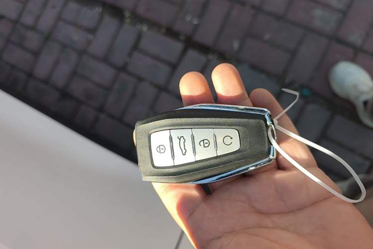 Used Geely Auto Emgrand X7 Sport 2023 Boyue COOL 1.5TD Smart Connect+ Vehicle Key