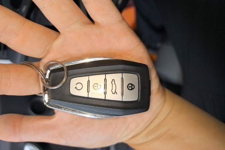 Used Geely Auto Emgrand X7 Sport 2023 Boyue COOL 1.5TD Friend Edition Vehicle Key