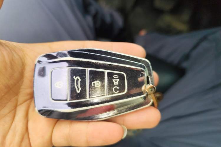 Used Geely Auto Emgrand X7 Sport 2023 Boyue COOL 1.5TD Smart Model Vehicle Key
