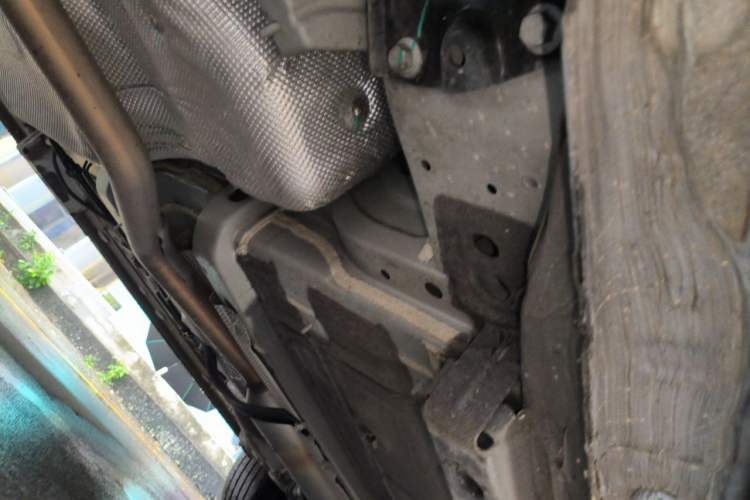 Used Geely Auto Emgrand X7 Sport 2024 1.5TD Smart Connect+ Chassis Rear Right