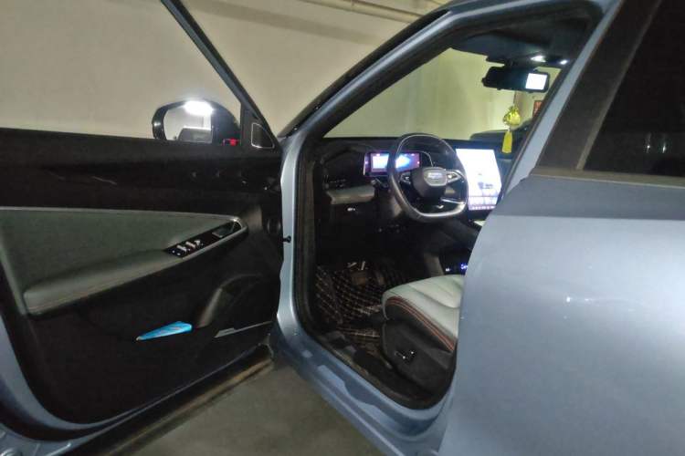 Used Geely Auto Emgrand X7 Sport 2024 1.5TD Dragon Edition Driver Seat