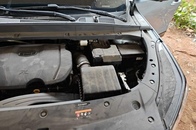 Used Geely Auto Emgrand X7 Sport 2024 1.5TD Smart Connect+ Engine Bay Left