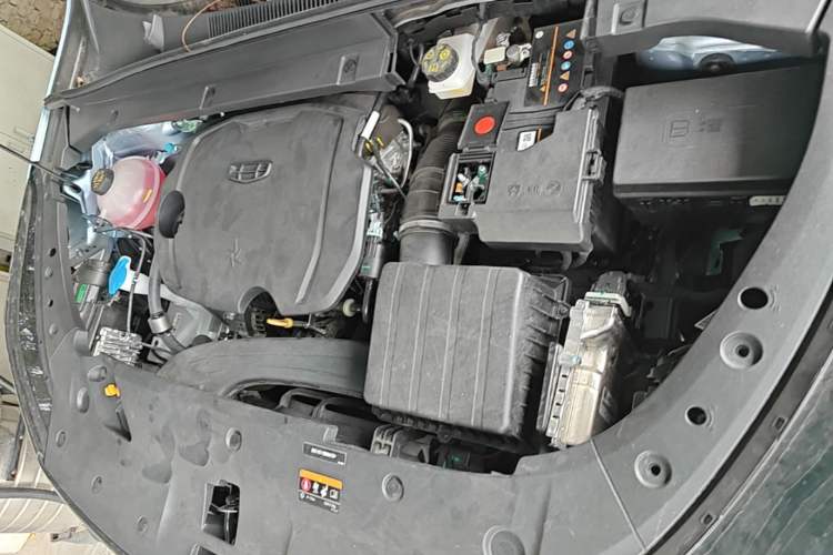 Used Geely Auto Emgrand X7 Sport 2024 1.5TD Prestige Edition Engine Bay