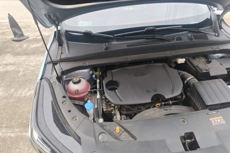 Used Geely Auto Emgrand X7 Sport 2024 1.5TD Smart Edition Engine Bay Right