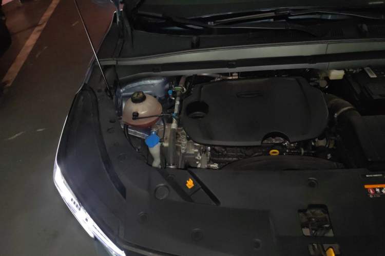 Used Geely Auto Emgrand X7 Sport 2024 1.5TD Dragon Edition Engine Bay Right