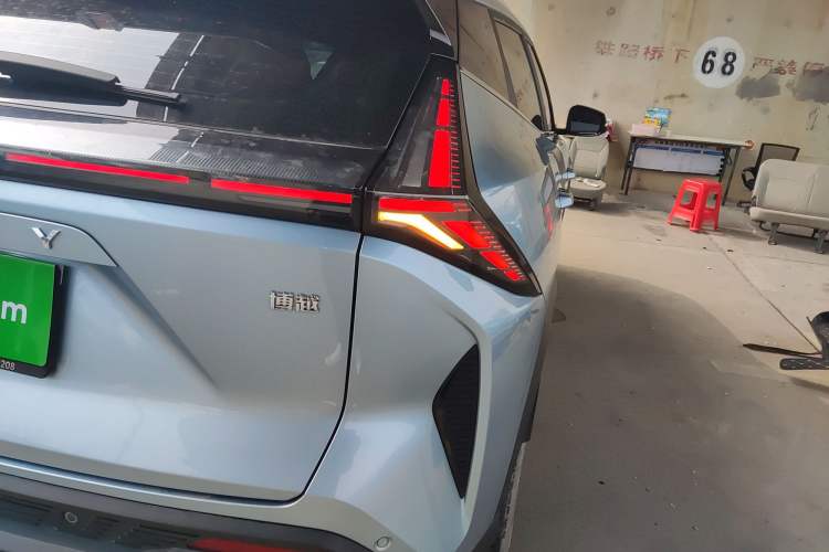 Used Geely Auto Emgrand X7 Sport 2024 1.5TD Dragon Edition Exterior 3