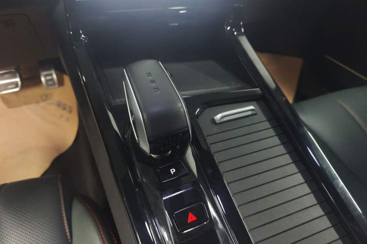Used Geely Auto Emgrand X7 Sport 2024 1.5TD Prestige Edition Gear Lever