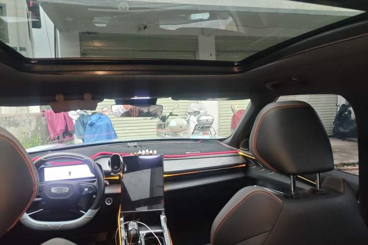 Used Geely Auto Emgrand X7 Sport 2024 1.5TD Smart Edition Headliner
