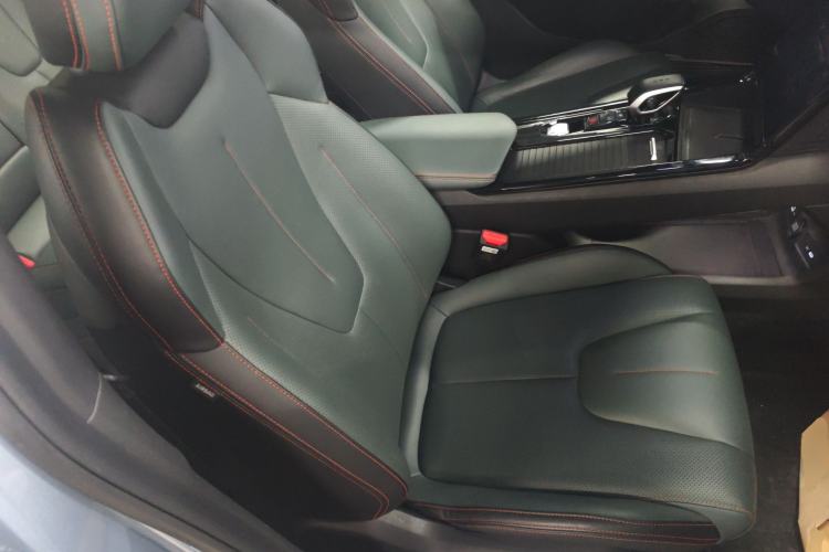 Used Geely Auto Emgrand X7 Sport 2024 1.5TD Prestige Edition Right Front Seat