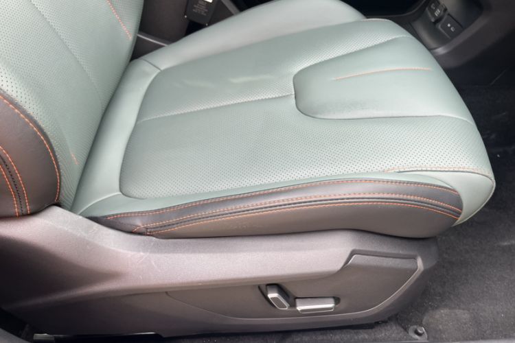 Used Geely Auto Emgrand X7 Sport 2024 1.5TD Prestige Edition Right Front Seat