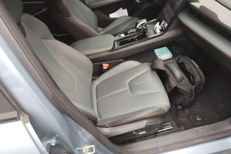 Used Geely Auto Emgrand X7 Sport 2024 1.5TD Prestige Edition Right Front Seat