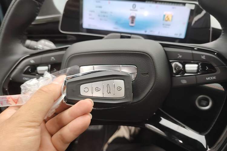 Used Geely Auto Emgrand X7 Sport 2024 1.5TD Prestige Edition Vehicle Key