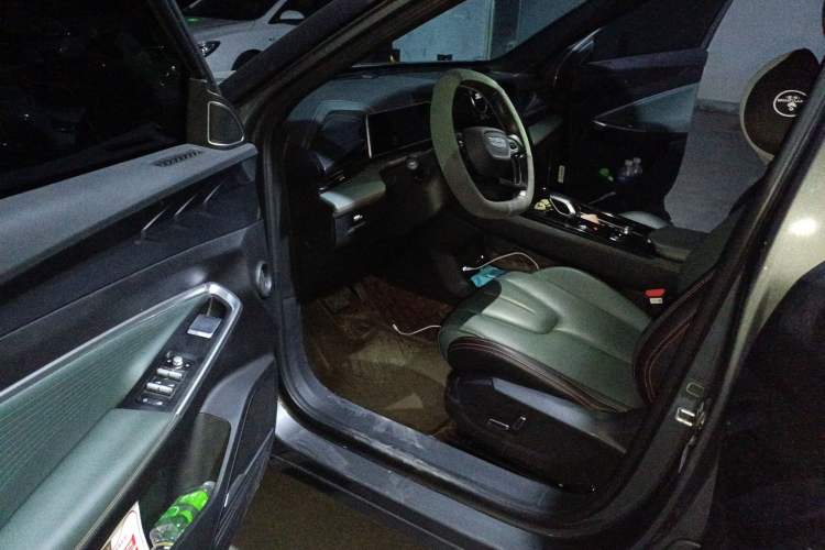 Used Geely Auto Emgrand X7 Sport 2024 1.5TD Dragon Edition Driver Seat