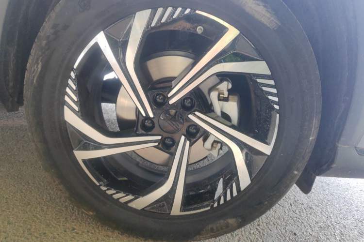 Used Geely Auto Emgrand X7 Sport 2024 1.5TD Dragon Edition Exterior 1