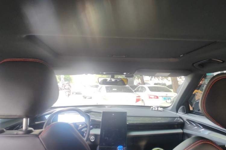 Used Geely Auto Emgrand X7 Sport 2024 1.5TD Dragon Edition Headliner